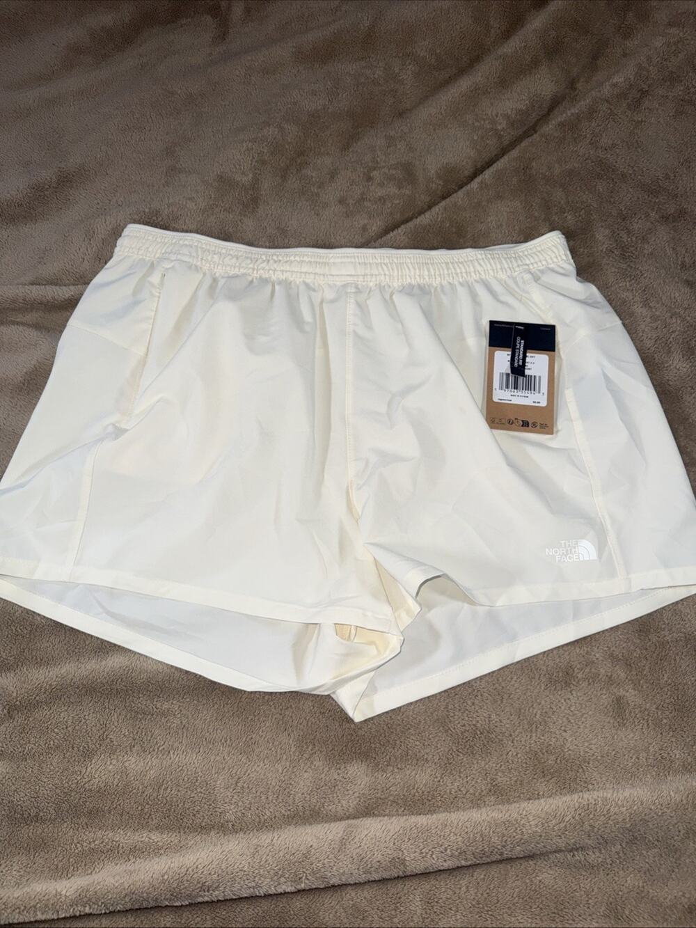 New The North Face Size XL Wander Short 2.0 White Dune Elastic Waist Activewear